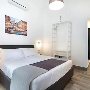 Clementi 18 2* Rome