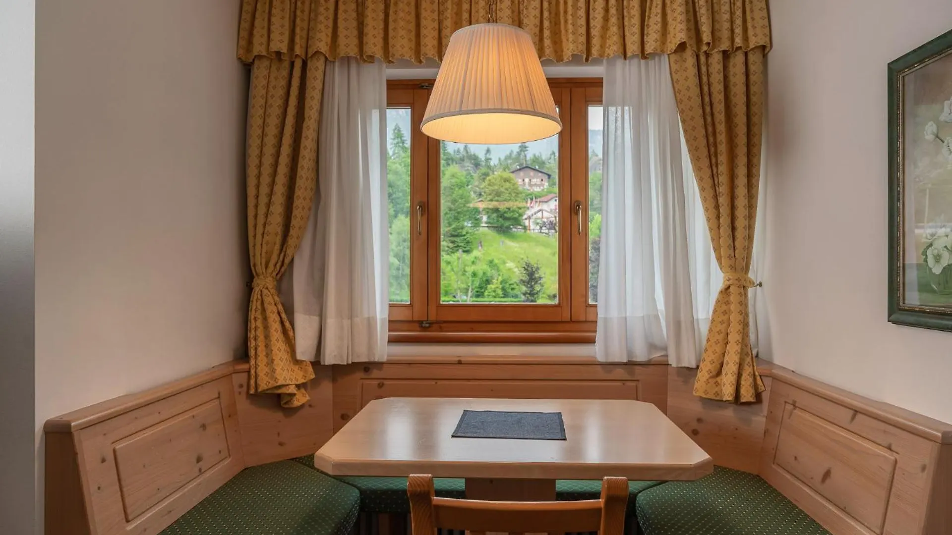 Hotel La Maison Wellness & Spa Alleghe
