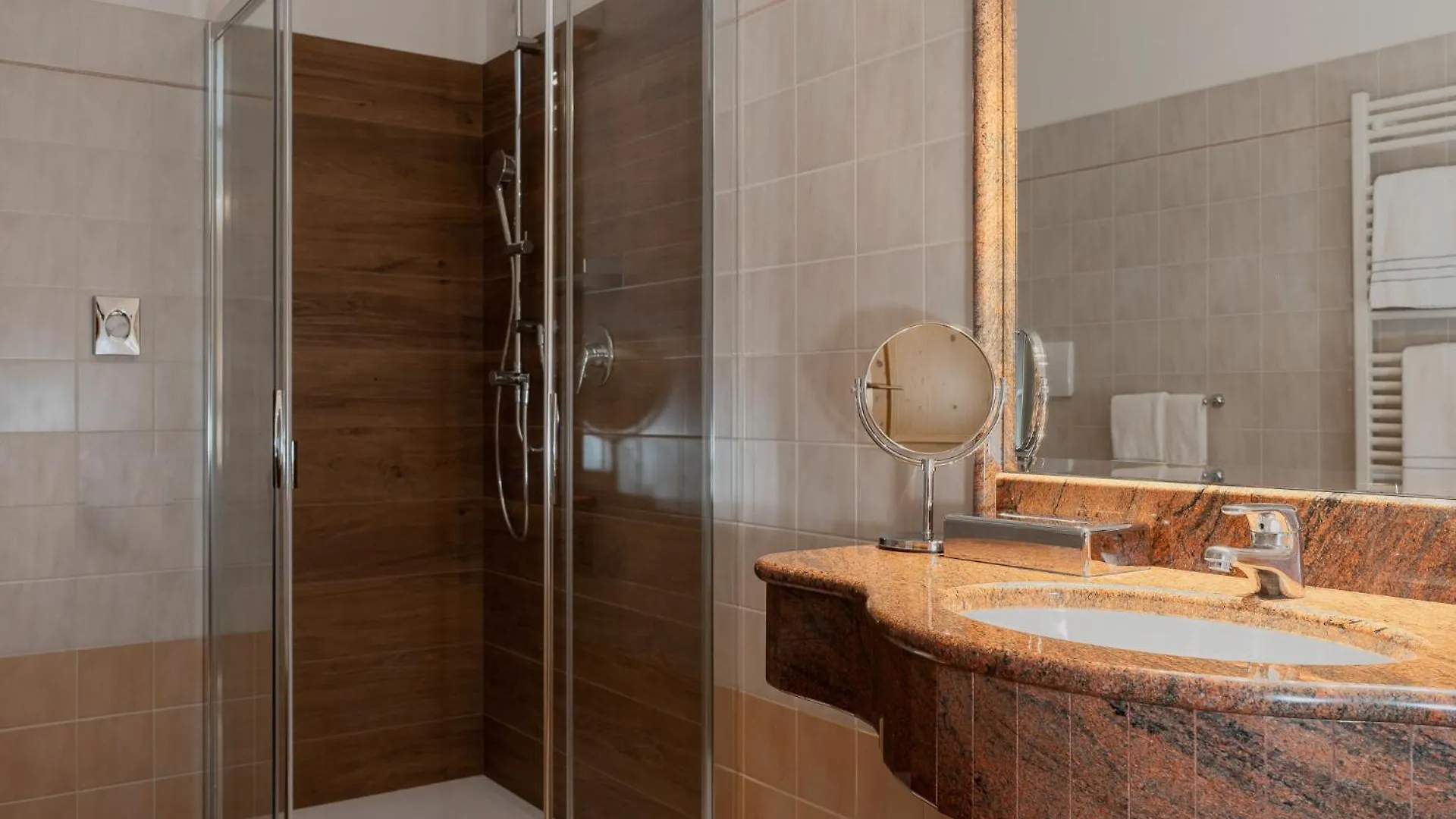Hotel La Maison Wellness & Spa Alleghe