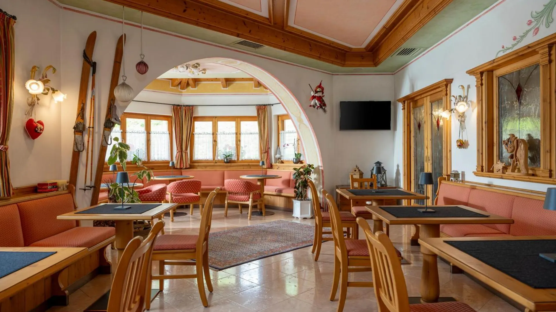 Hotel La Maison Wellness & Spa Alleghe